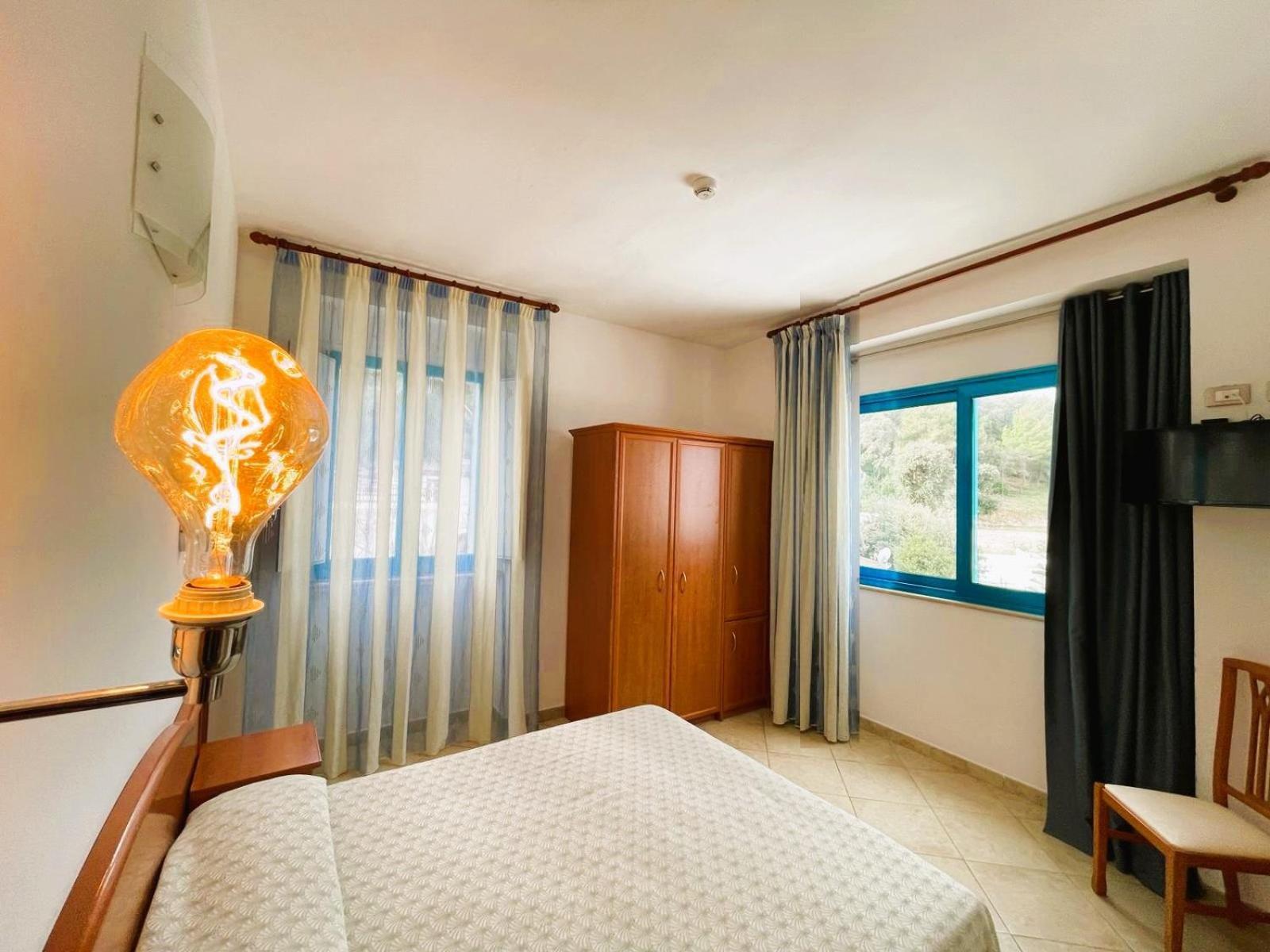 Hotel Riviera Rodi Garganico Esterno foto