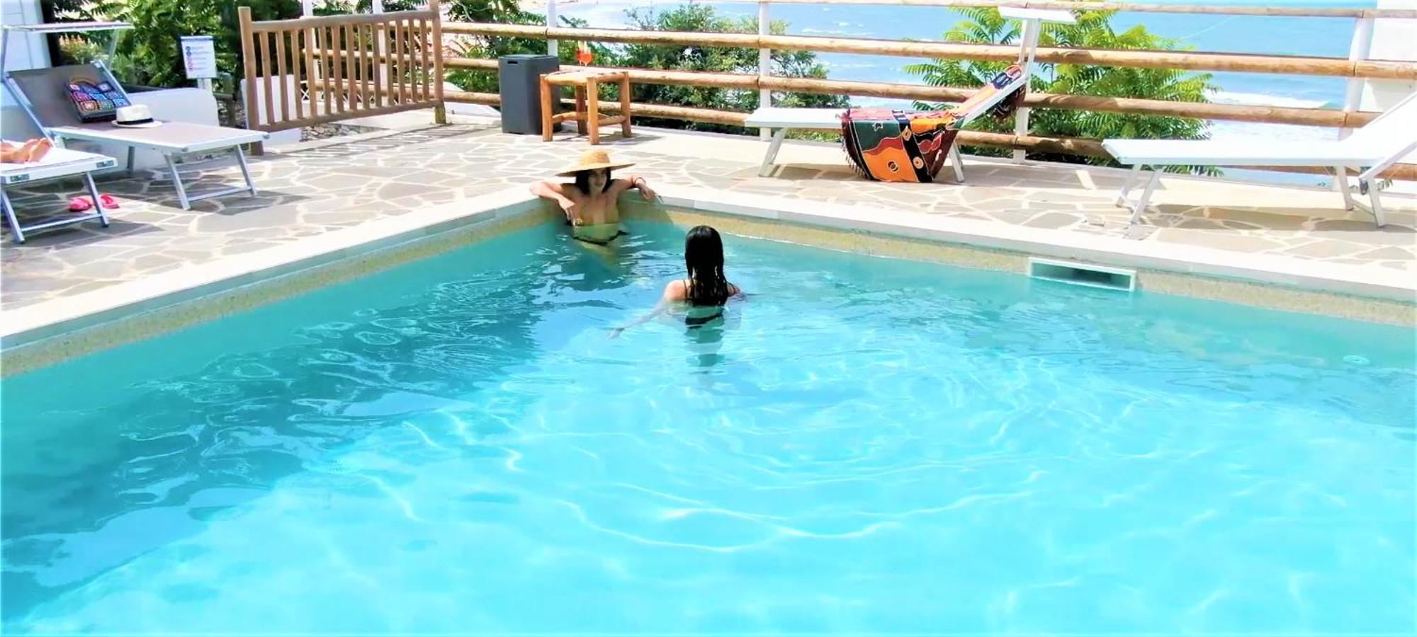 Hotel Riviera Rodi Garganico Esterno foto