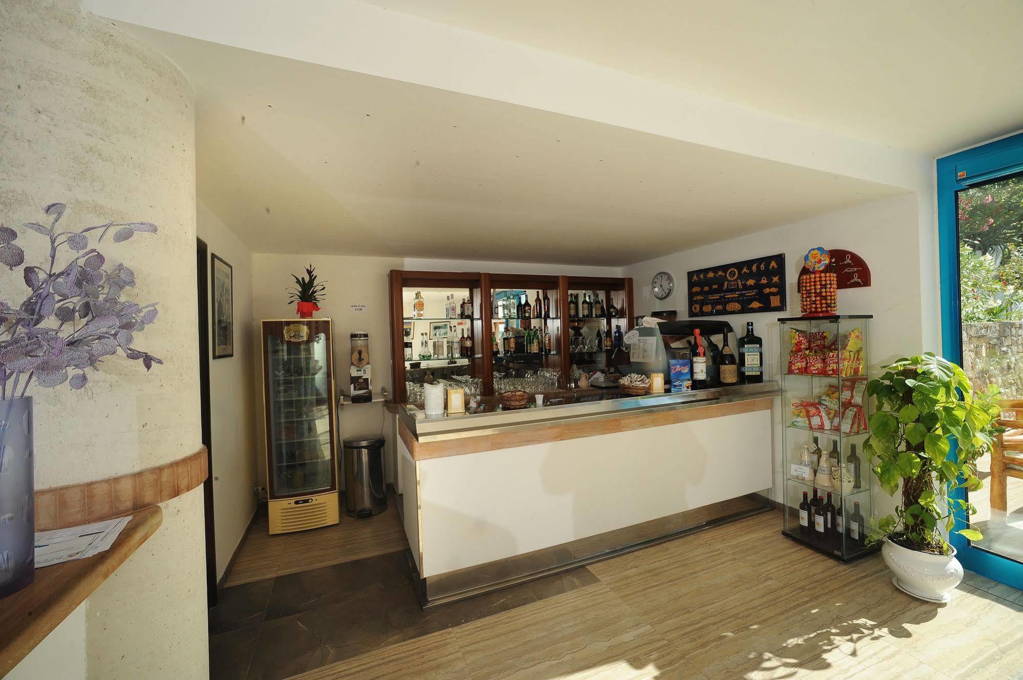 Hotel Riviera Rodi Garganico Esterno foto